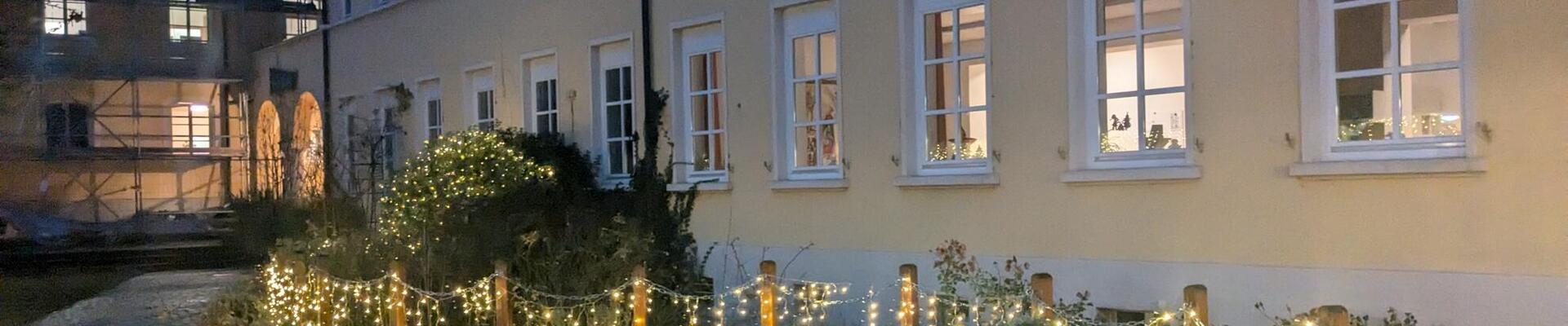 Nikolaus zu Besuch in der Alexia-Schule